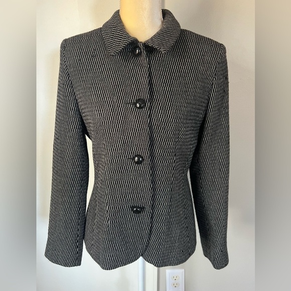 louben Jackets & Blazers - Louben Woman’s Grey/White Wool Blend Thicker Blazer Jacket Size 8